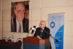 Abu-Ghazaleh Presents the Adel Al-Sadi Award to Top ASCA Student